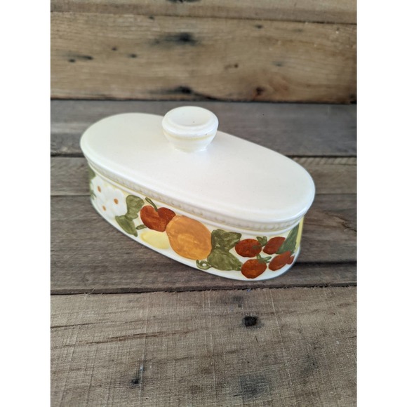 Vtg 1965 Della Robbia Covered Butter Dish by Metlox Poppytrail Vernonware - Picture 4 of 9